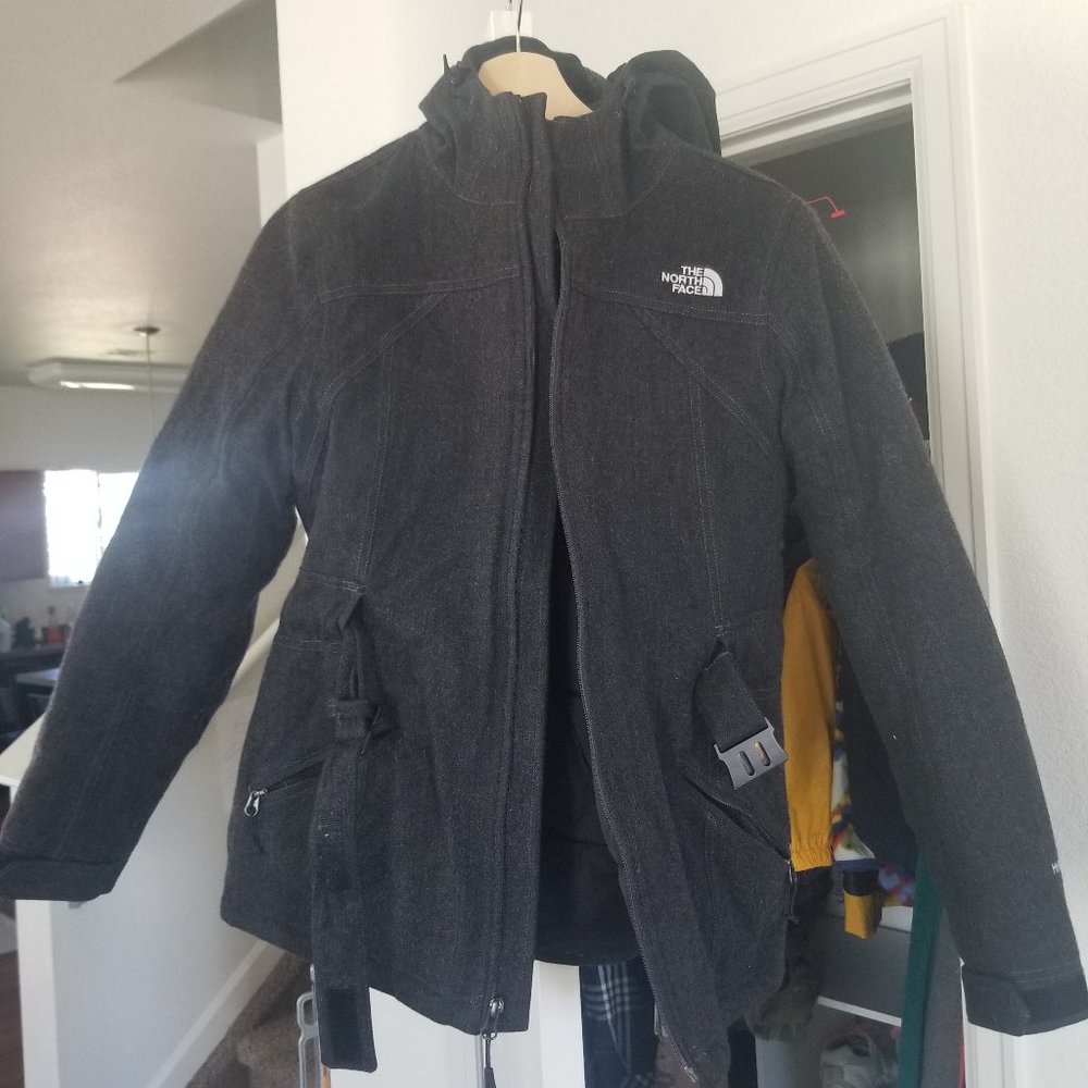 The North Face ski outdoor winter jacket coat